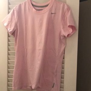 Tee shirt